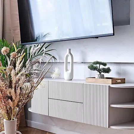 Apartamento *top* Full Black Out A/c Fast Wi-fi, Standing Desk *