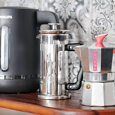 Apartamento *top* Full Black Out A/c Fast Wi-fi, Standing Desk