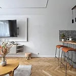 Apartmán *top* Full Black Out A/c Fast Wi-fi, Standing Desk